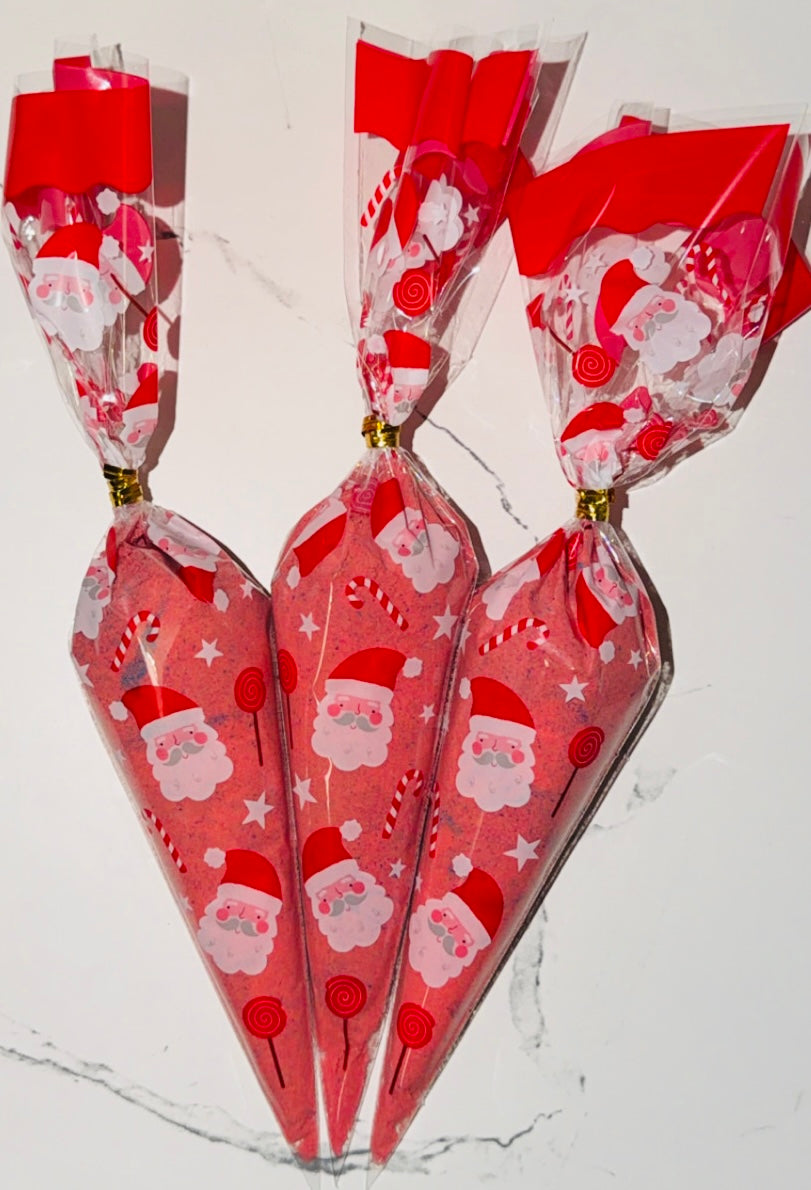 Bath Dust Christmas Cones